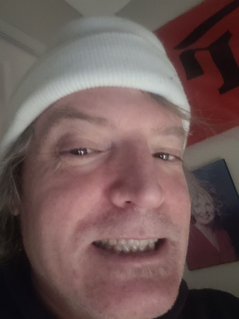 20260308_1958032645565297336379776